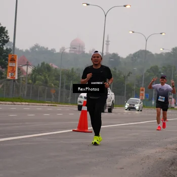 Runner Photo 7244120
