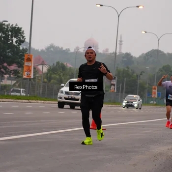 Runner Photo 7244126