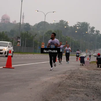 Runner Photo 7244155