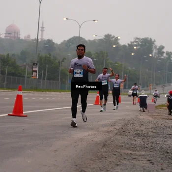 Runner Photo 7244166