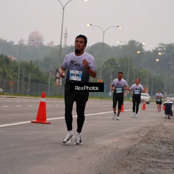 Runner Photo 7244175