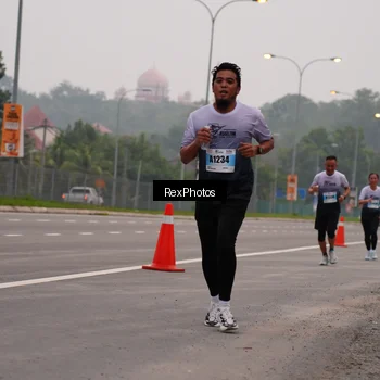 Runner Photo 7244182