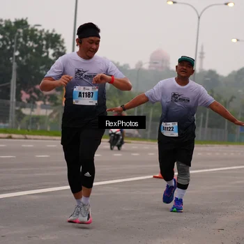 Runner Photo 7244186
