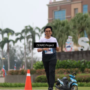 Runner Photo 7244187