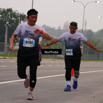 Runner Photo 7244192