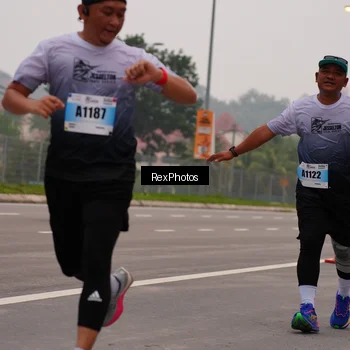 Runner Photo 7244207