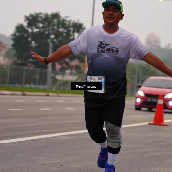 Runner Photo 7244216