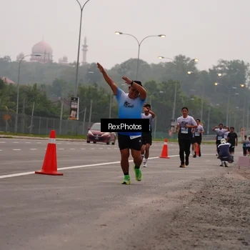Runner Photo 7244258