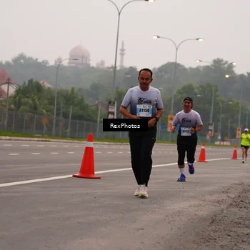 Runner Photo 7244276