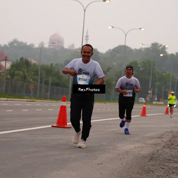 Runner Photo 7244282