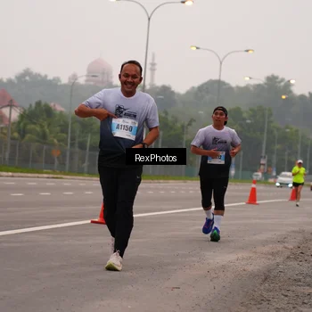 Runner Photo 7244294