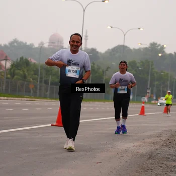 Runner Photo 7244297