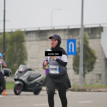 Runner Photo 7244312