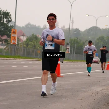Runner Photo 7244352