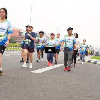 Runner Photo 7244353