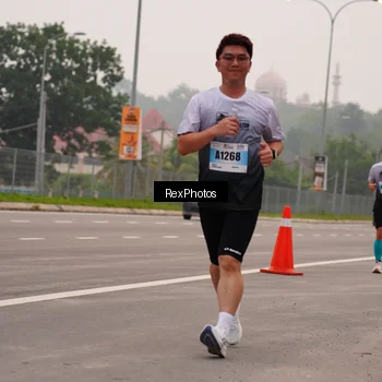 Runner Photo 7244361