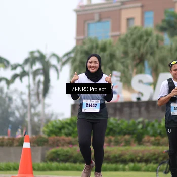 Runner Photo 7244371