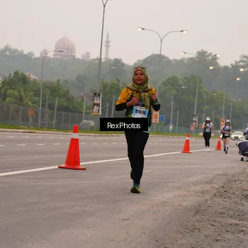 Runner Photo 7244378