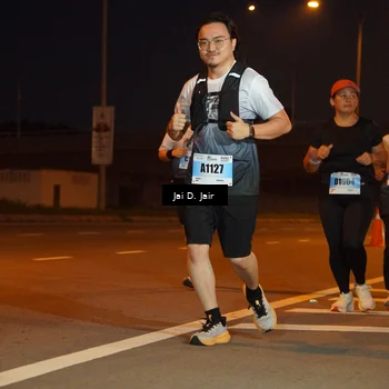 Runner Photo 7244386