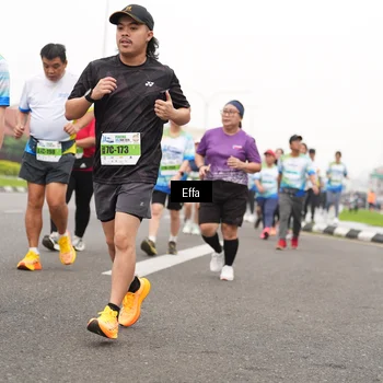 Runner Photo 7244403