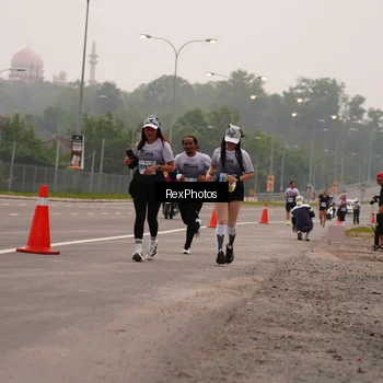 Runner Photo 7244407