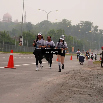 Runner Photo 7244408