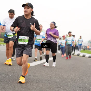 Runner Photo 7244419