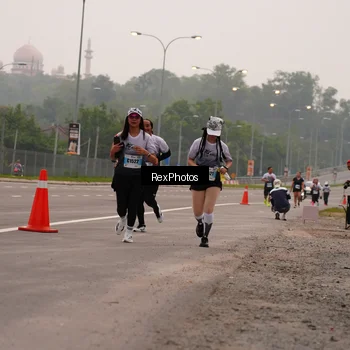 Runner Photo 7244440