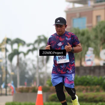 Runner Photo 7244442