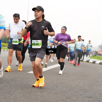 Runner Photo 7244449