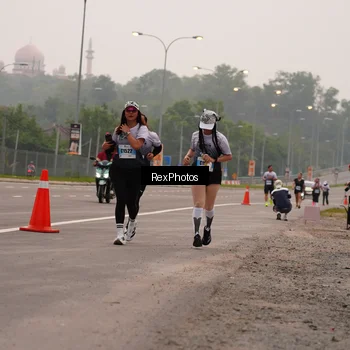 Runner Photo 7244453