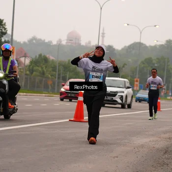 Runner Photo 7244459