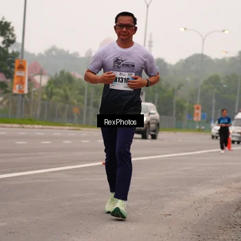 Runner Photo 7244471