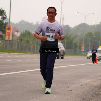 Runner Photo 7244487