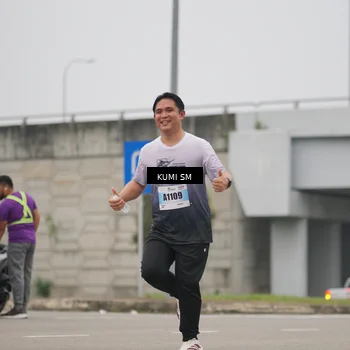 Runner Photo 7244499