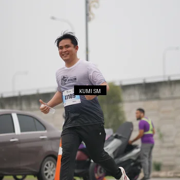 Runner Photo 7244540