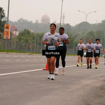 Runner Photo 7244598