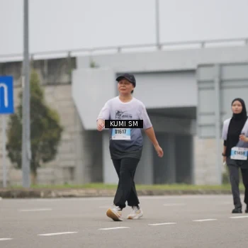 Runner Photo 7244686