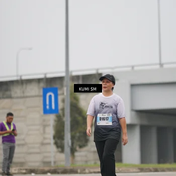 Runner Photo 7244690