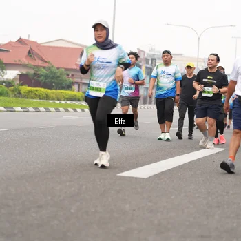Runner Photo 7244711