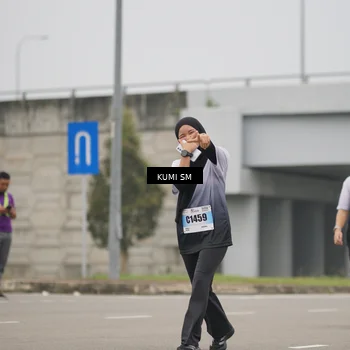 Runner Photo 7244738