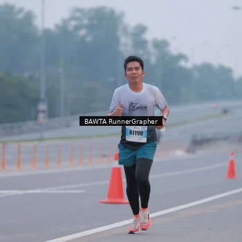 Runner Photo 7244754