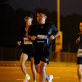 Runner Photo 7245012