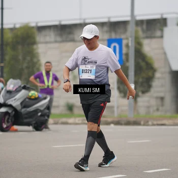 Runner Photo 7245028