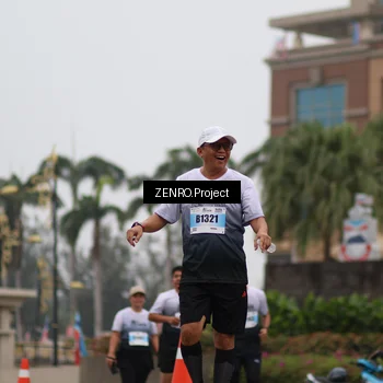 Runner Photo 7245092