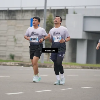 Runner Photo 7245100