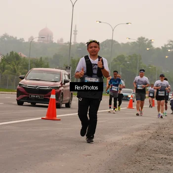 Runner Photo 7245195