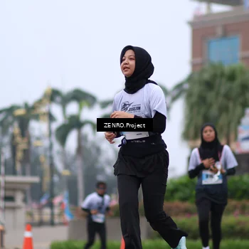 Runner Photo 7245305