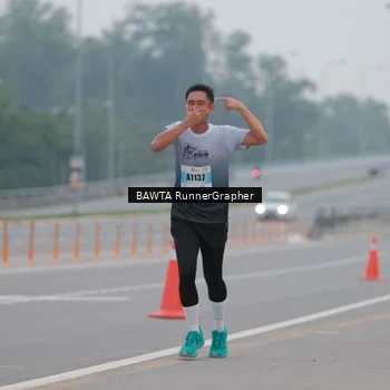 Runner Photo 7245316