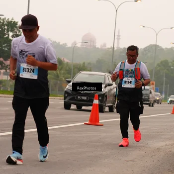Runner Photo 7245332